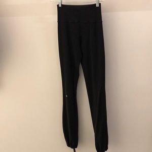 lululemon athletica Pants - Lululemon black pant, sz 4, 66973 lululemon athletica Pants - Lululemon black pant, sz 4, 66973